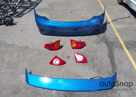 2009 Toyota Corolla S z USA, uszkodzony, nr VIN 1NXBU40E29Z010207